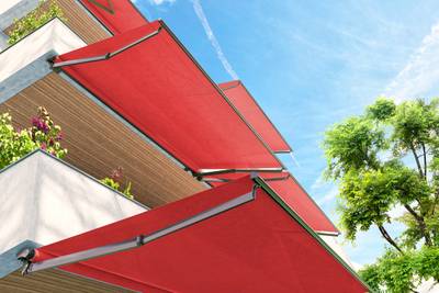 The stable and affordable open awning that can even be mounted on rafters or beams.